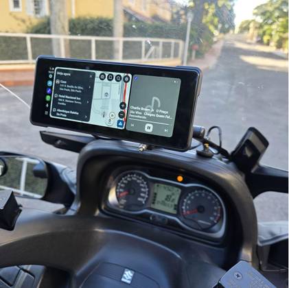 SUZUKI BURGMAN 650 EXECUTIVE 